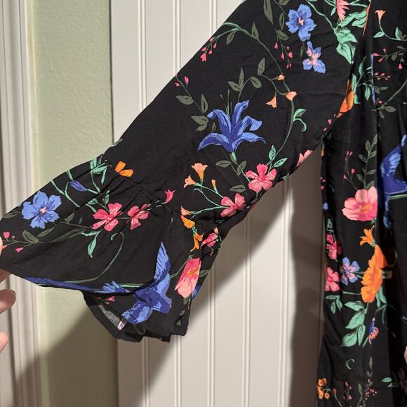 Old Navy Floral Blue Bird Bell Sleeve Dress Size XL - Picture 2 of 5